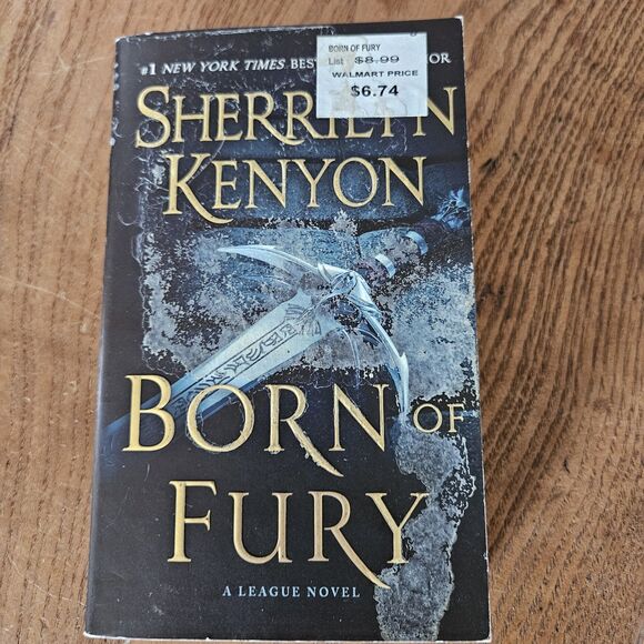 Born of Ice Book Sherrilyn Kenyon St. Martin's A League Novel - Picture 1 of 3